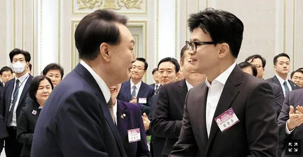 <b>대통령실</b>, “한동훈 위원장이 불공정 <b>공천</b>”… 당내, “실제... 