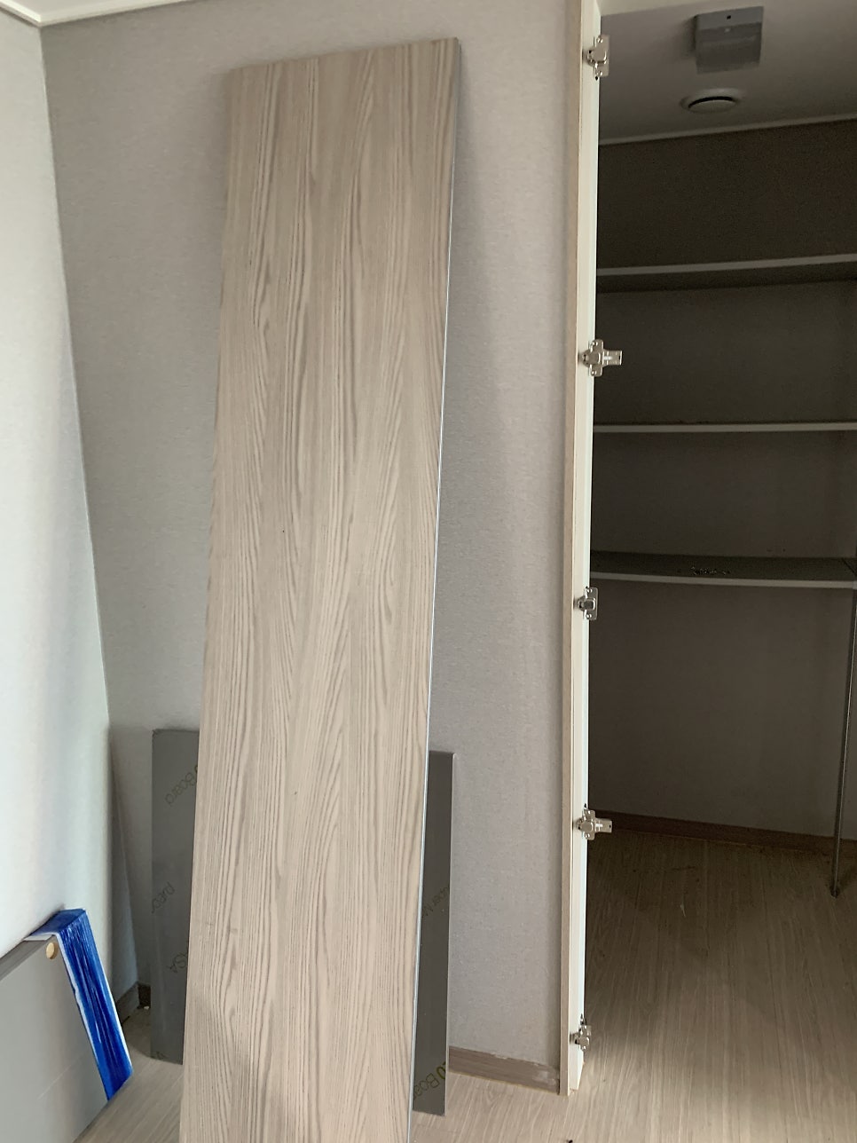 팬트리장문짝시트지복원작업