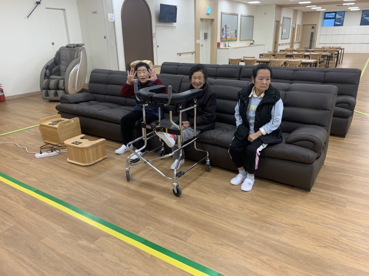  대전주간보호센터 예스케어둔산주간보호센터의 행복한 일상입니다~~^^