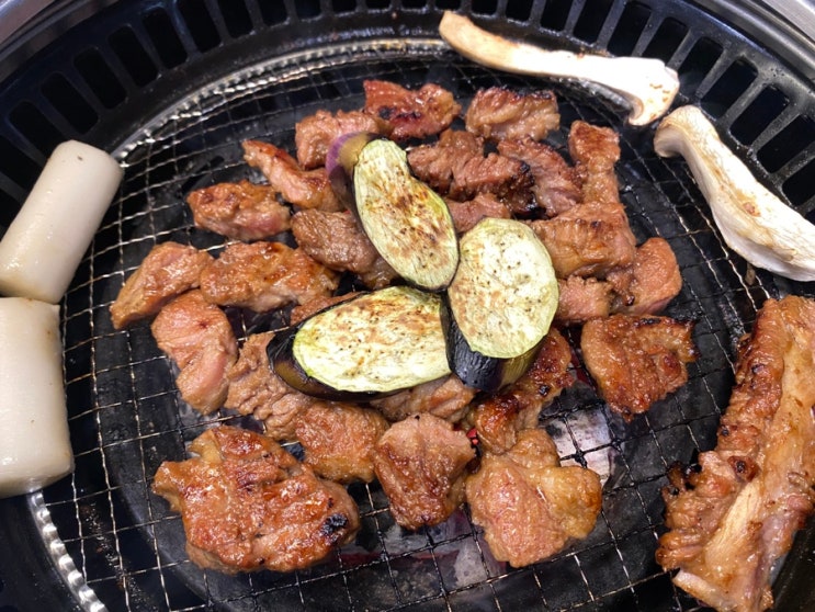  군산 수송동 맛집, 군산 갈비는 질리지 않는 양념의 솔가숯불갈비
