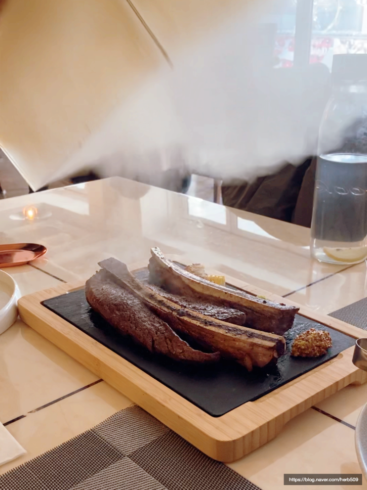  홍대맛집<서교동의봄>우대갈비 내돈내산/상수역맛집 추천/서울스테이크맛집