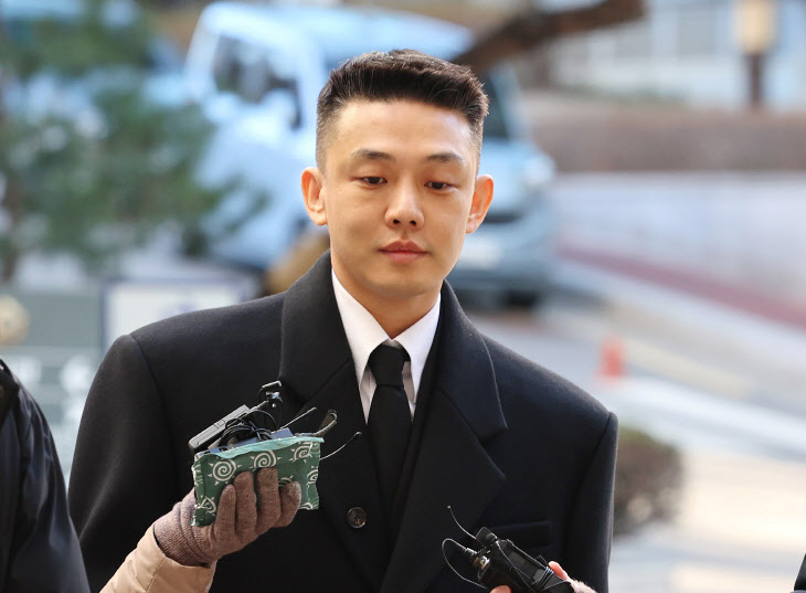 <b>유아인</b>, 대마·프로포폴 일부 인정…“<b>우울증</b>→수면마취 의존... 
