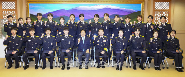  광주 안전의 미래 이끌어갈 신임 소방공무원 49명 임명장 수여