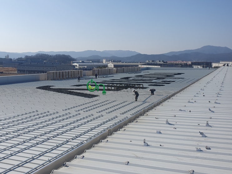 태양광발전사업 대동모빌리티 기업 3MW (3000kW) 모듈,안전난간,와이어로프,C형강 셋팅작업