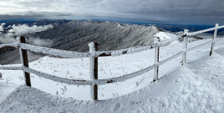 [풍경사진] 눈 덮힌 소백산의 겨울 풍경