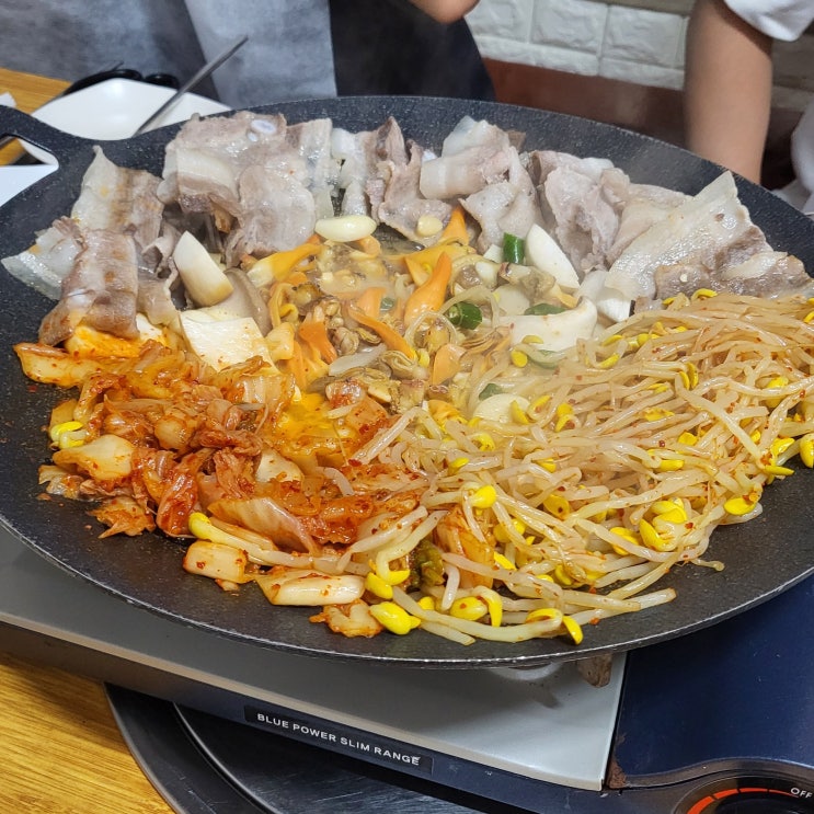  부산 명지 맛집 : 바다 위에서 즐기는 갈삼구이 맛집 강변조개구이