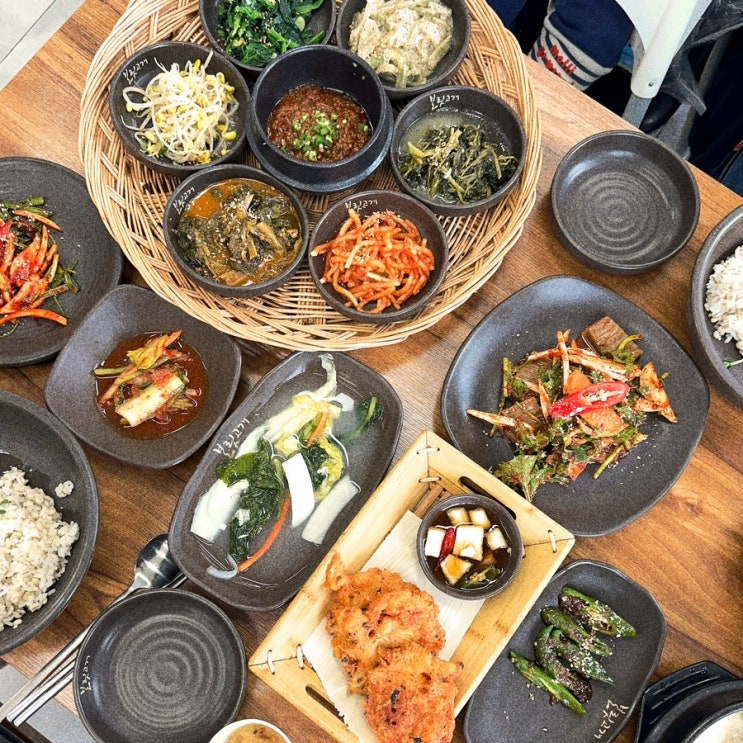  오랜만에 풀 충전하러 간 건강식 보릿고개 보리밥 정식 춘천점 리뷰.