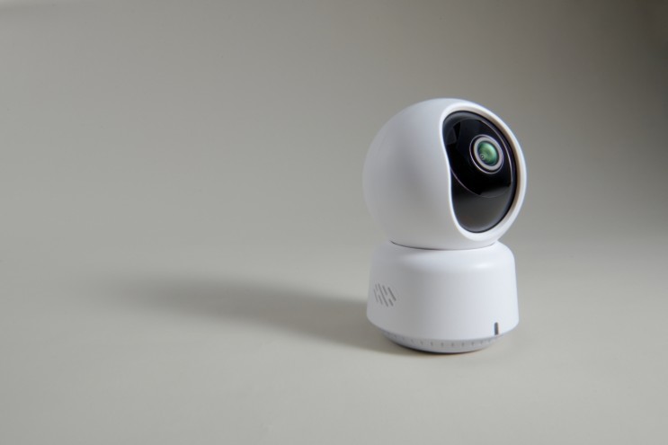 아카라라이프의 애플 홈킷 보안 비디오 지원 2K 초고화질 홈 CCTV ‘스마트 카메라 E1’