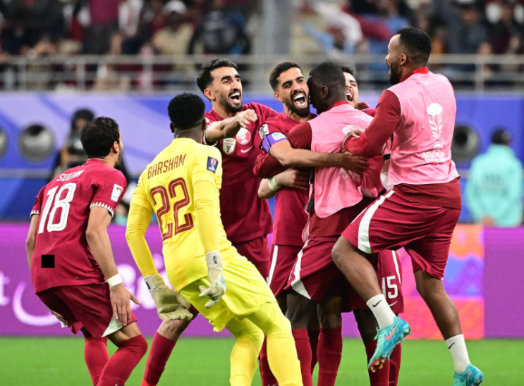 2023 아시안컵 조별리그 | 개최국 카타르, 중국 무너뜨린 세트피스 골 (2024.01.23)