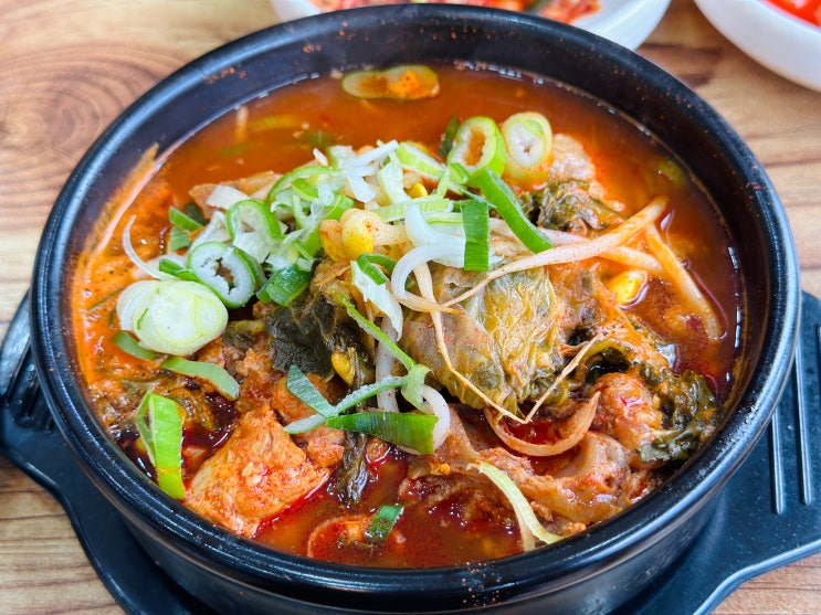 학동역 해장국 논현감자탕 강남구청역 뼈다귀해장국 맛집:서울/논현동