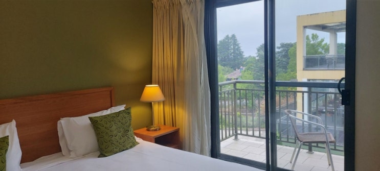  Laura leisure inn