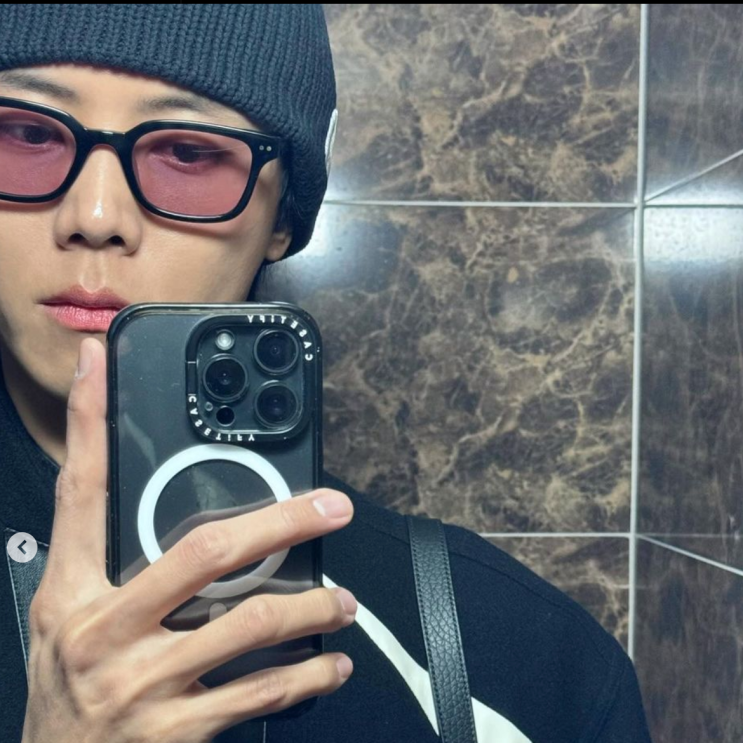  연예인 주우재 데일리룩 속 남자 투명 틴트 선글라스 브랜드 추천