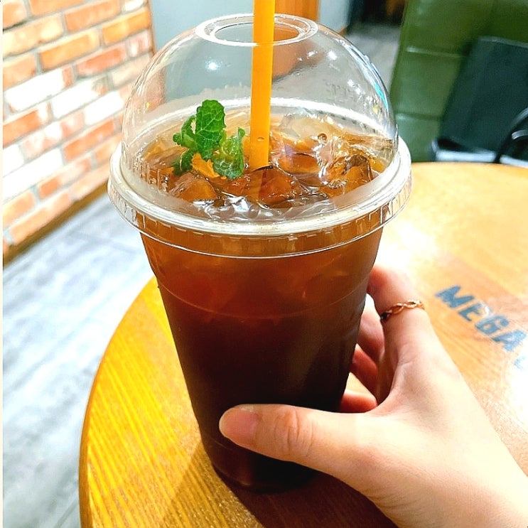 메가커피 아샷추 가격 칼로리 맛 후기 메가커피 아샷추 가격 칼로리 맛 후기