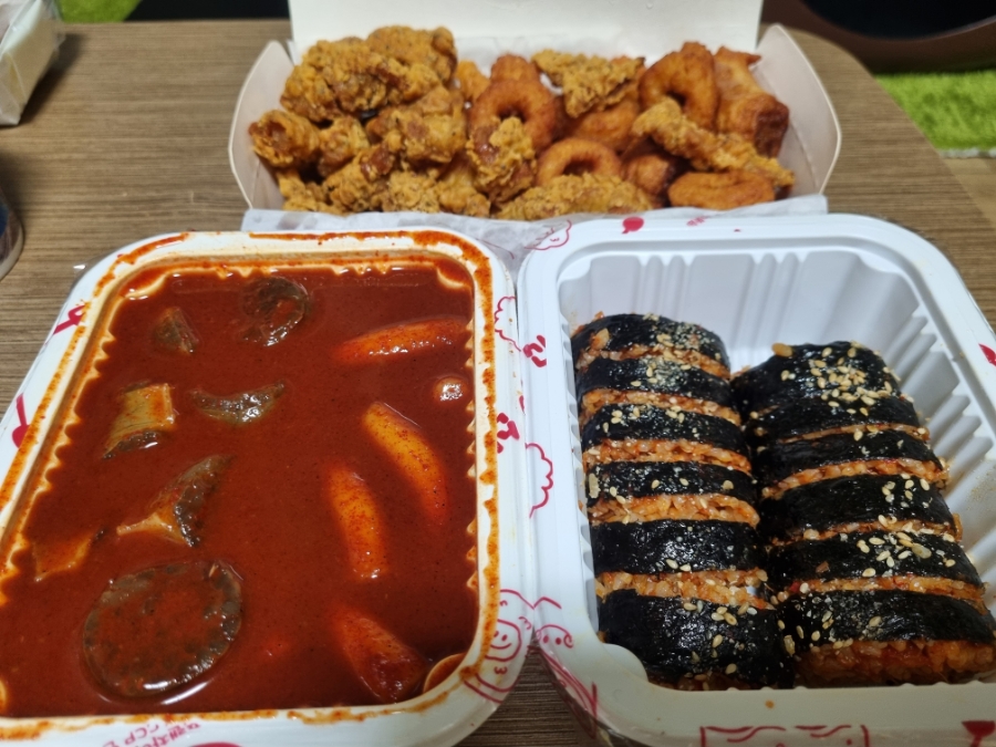 Sinjeontteokboki Guseojeom photo 2