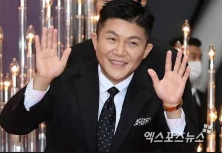<연예가핫이슈> '9세 연하' 조세호, 결혼 전제 열애 "온라인 중계 부탁" 들→대중 축하 <연예가핫이슈> '9세 연하' 조세호, 결혼 전제 열애 "온라인 중계 부탁" 들→대중 축하