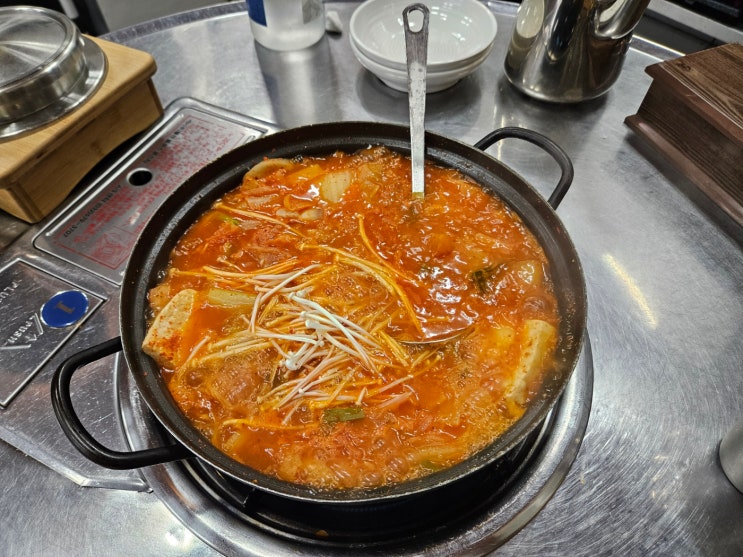 [가시 Food실록] 서울 시청역 김치찌개 맛집 모두김치찌개(솥밥)