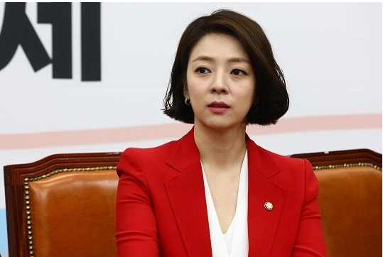 <b>배현진</b>, 길에서 괴한에 <b>피습</b>당해 병원 이송, 범인은 누구?
