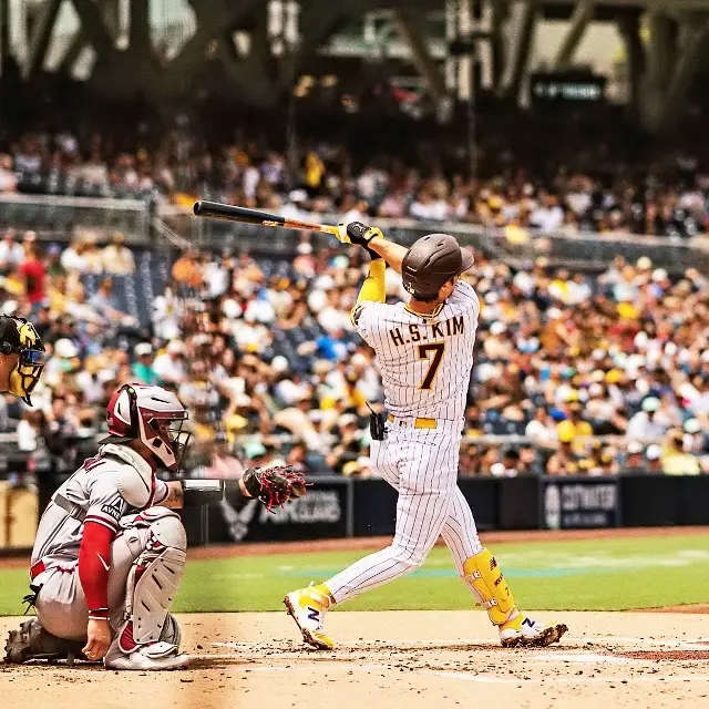 MLB 월드투어 서울 시리즈 2024: 야구의 열기를 느껴보세요!