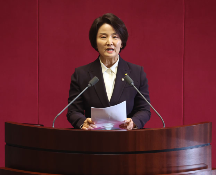 <b>정의당 이은주</b> 의원직 사퇴, '선거법 위반' 대법 선고 앞두고... 
