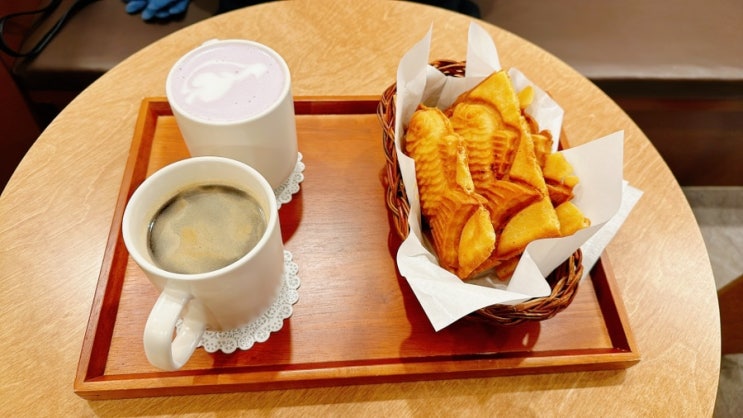 킨텍스 카페 맛있는 붕어빵 파는 하동