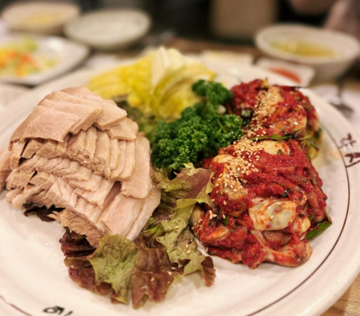 합정역 가성비 최고 맛집 '각시보쌈', 겨울제철 굴보쌈 추천