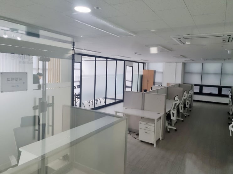  성남시청앞상가겸사무실임대,4000/350만원,전용40평,여수동사무실임대,