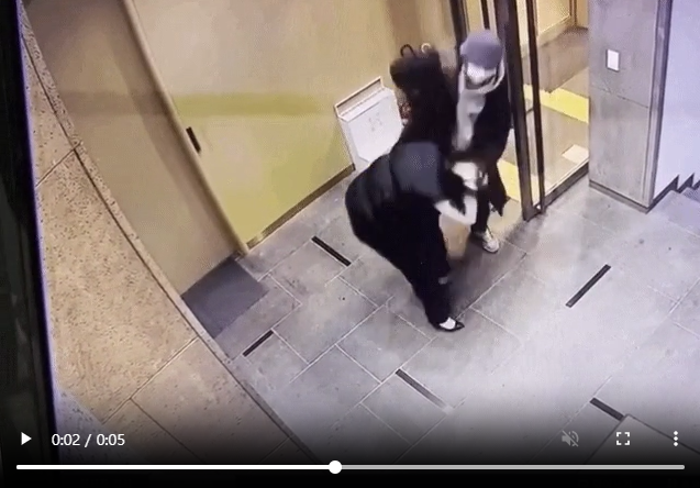 <b>배현진 피습</b> cctv 영상 국회의원 습격 중학생 15세 15살 둔기... 