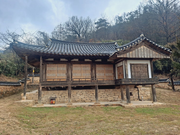  [경북 예천] 야옹정 - 굳게 닫힌 문,  담장너머로 모습만 바라보다