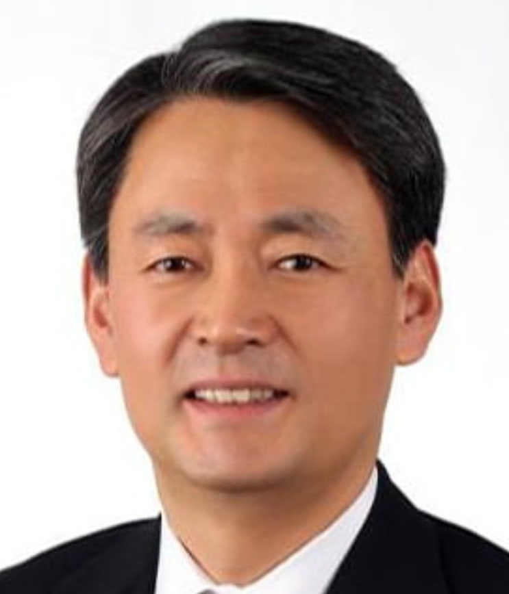 경찰이 좀 똑바로 서길 바란다. 신임 서울<b>경찰청</b>장 발령/최석태/