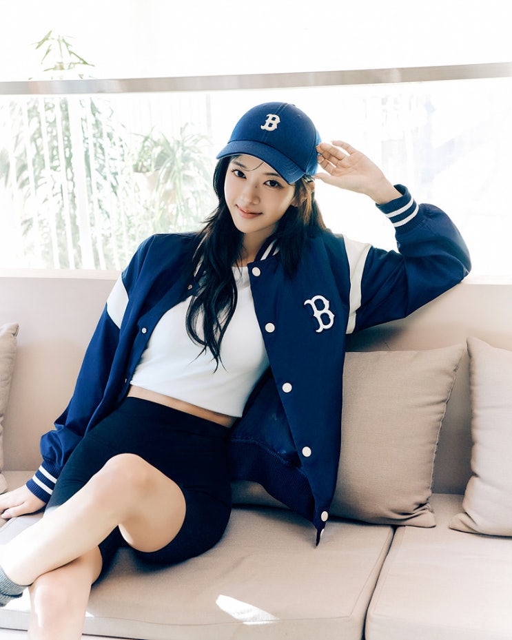  MLB, 배우 노정의와 함께한 SS 화보 공개