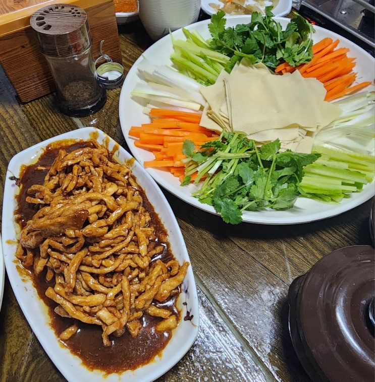 잠실 신천양꼬치 - '가지만두튀김 (체즈허)'가 너무 맛있는 잠실새내역 부근 양꼬치집