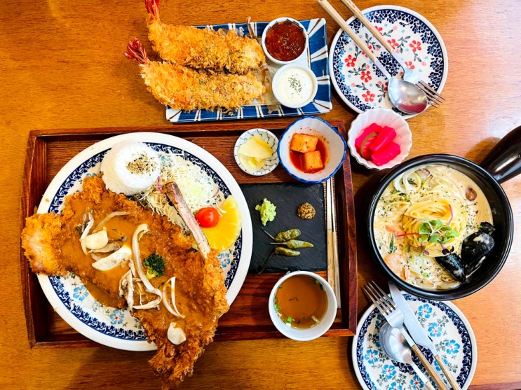  서울대입구 돈까스 맛집, SNS난리난 뼈붙은 돈까스 먹어봄(동백카츠 샤로수길점)