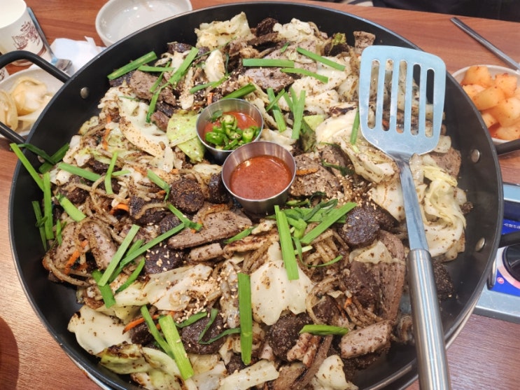  염창역 칠구네 신림동 백순대 순대국 맛집