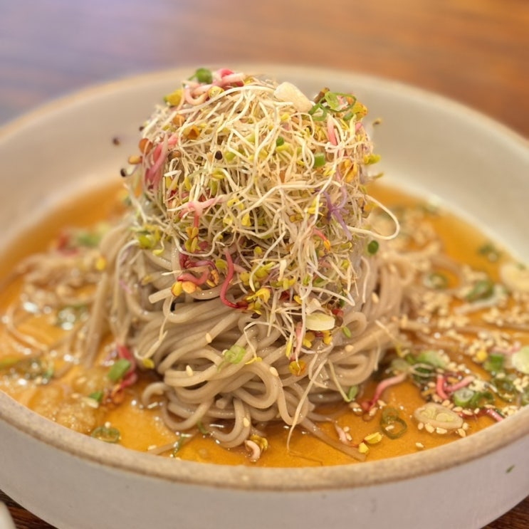  [송리단길 맛집] 한식 맛집: 송리단길/석촌호수에 놀러왔다면 꼭 들러봐야할 한식당 '메밀집'