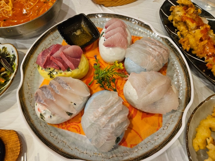  천안 두정동 맛집 "떳다횟집" 내돈내산 찐리뷰(모듬회, 활어물회)