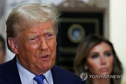 <b>트럼프 사법리스크</b> '첩첩산중'…형사 유죄 땐 대선 영향 가능성