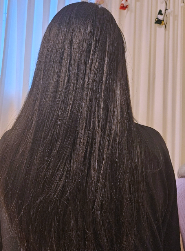  머리 떡짐 없이 머리 정전기까지 잠재워줄 단백질헤어크림 제시카 헤어큐