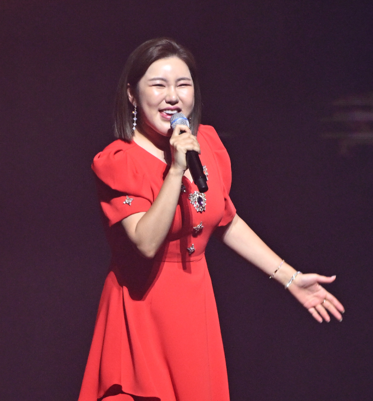 <b>송가인</b>, 포켓돌스튜디오와 결별 후 새로운 도전 시작