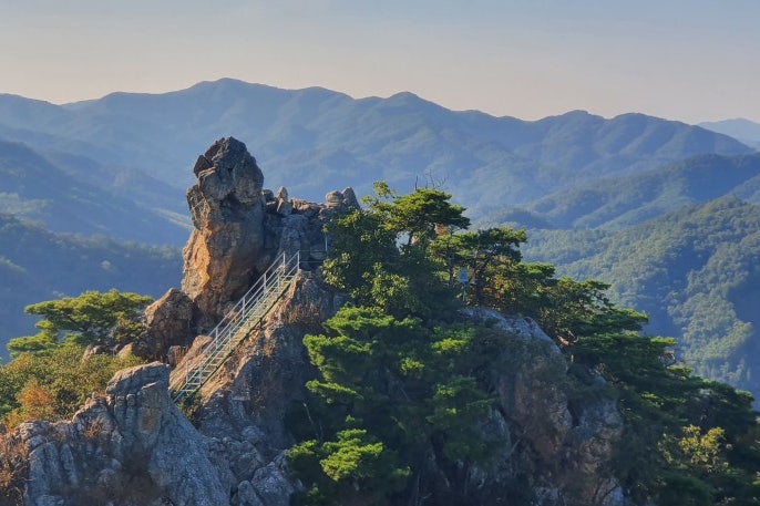 난이도 중급 스릴넘치는 암릉산행 등산코스 (북한산 / 운악산 / 팔봉산)