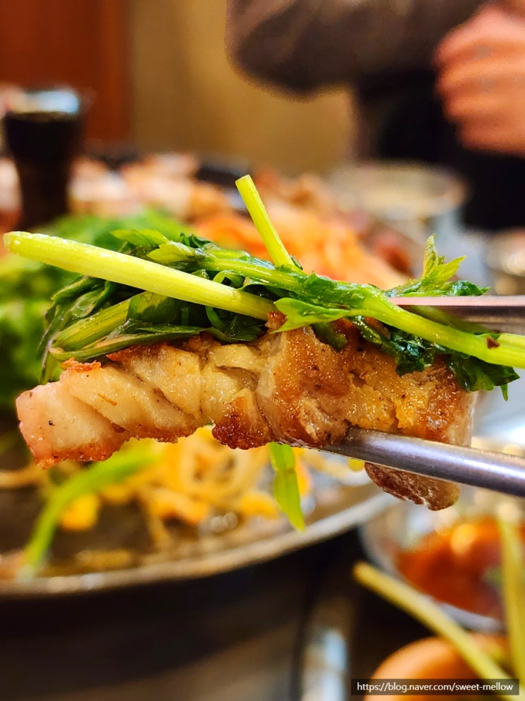  삼산동 고기맛집 목구멍에서 미박삼겹살 미나리와 먹은 솔직후기