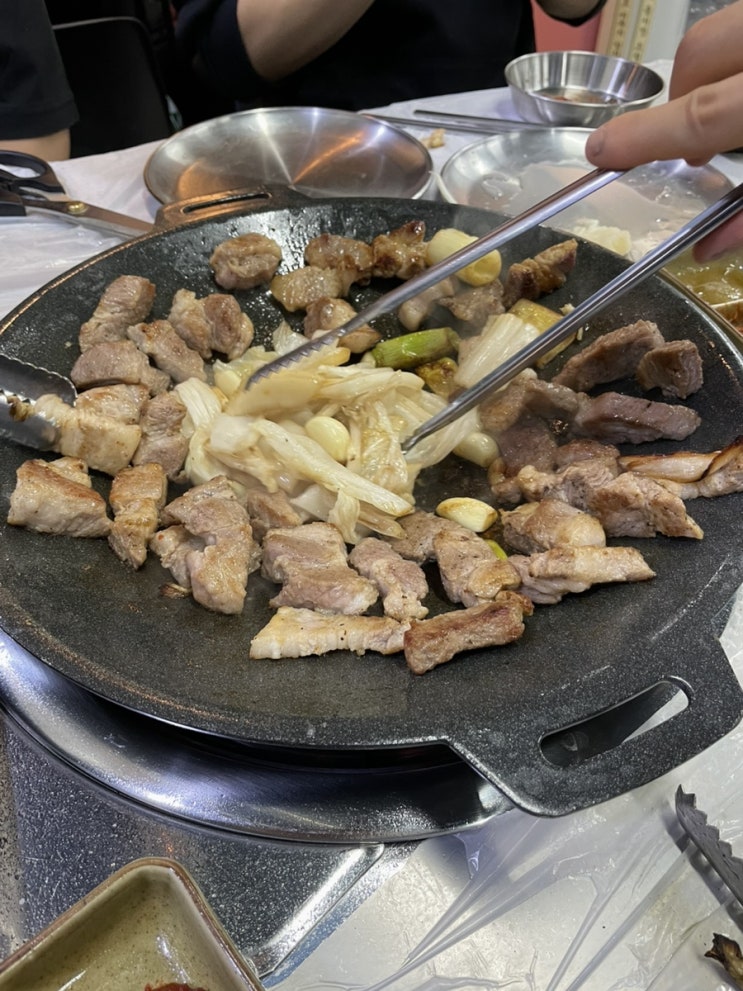  돼지벅스 :: 양재역 삼겹살 내돈내산 가격 이벤트