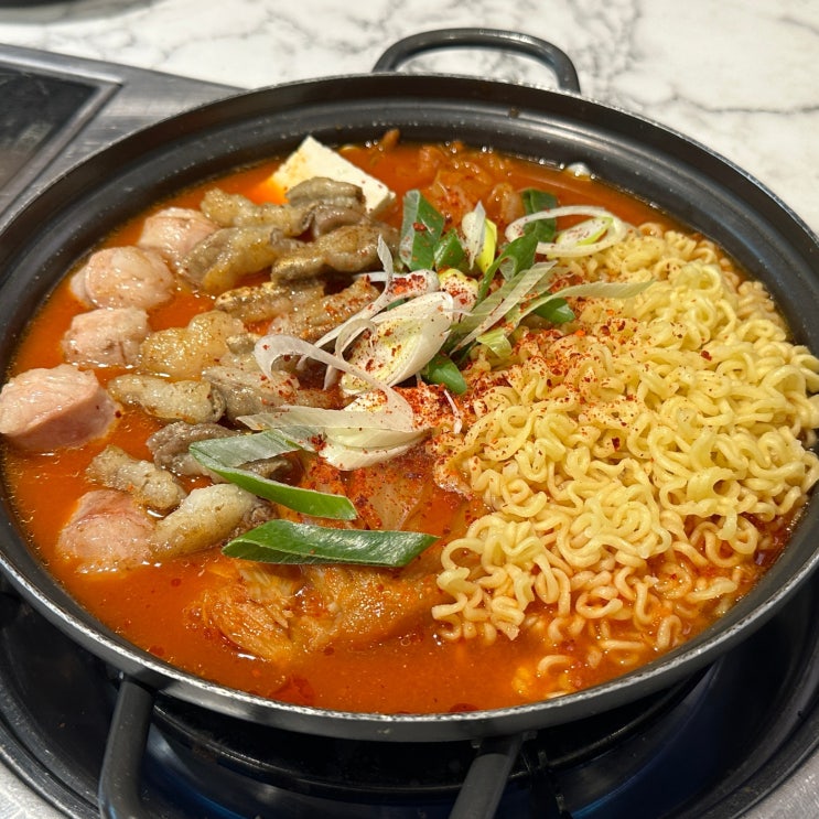 일산 웨스턴돔 맛집 정발산 곱창 일산김치찜 후기