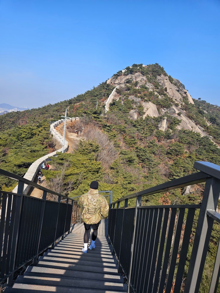  경치와 무릎이 모두 죽여주는 한양도성길 첫 완주