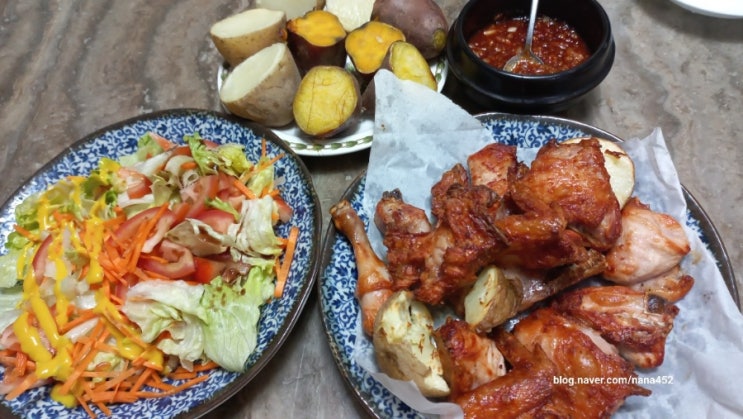  에어프라이어 굽네치킨 비어치킨 에어프라이아어 치킨 추천 야채샐러드 치킨소스 꿀팁