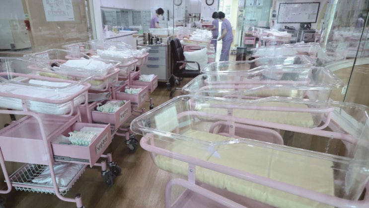 이벤트 아닌 ‘지속 실행’으로 출산 ‧ 보육 환경 만들어야 이벤트 아닌 ‘지속 실행’으로 출산 ‧ 보육 환경 만들어야