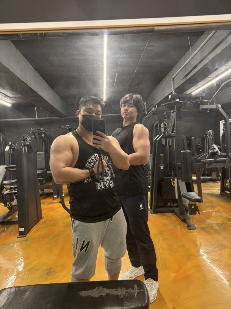  재원팀장님 가슴&삼두