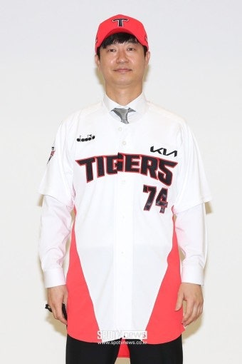 (야구이슈)기아 김종국 감독 구속영장 청구/프로필/연봉/차기 감독 후보 알아보기