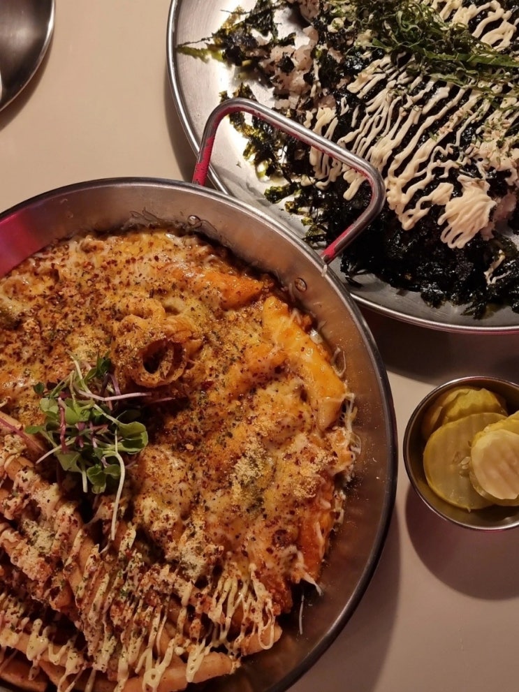  홍대 연남동 토마토 라구 떡볶이 맛집 '불떡클럽'