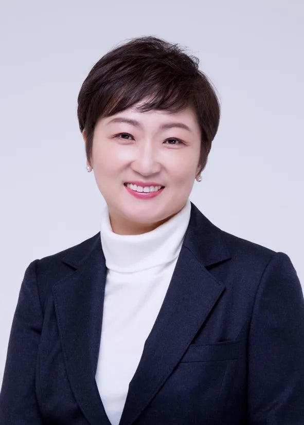 이언주 나이 국회의원 프로필 남편 최원재 결혼 이혼 재혼 자녀 가족 재산 집안