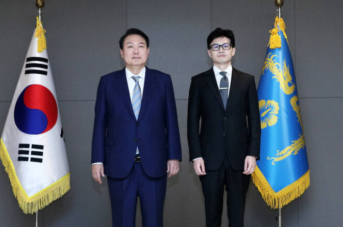 윤석열 <b>대통령</b>, <b>한동훈</b> 비대위원장 용산에 불러 '깜짝' <b>오찬</b> 회동